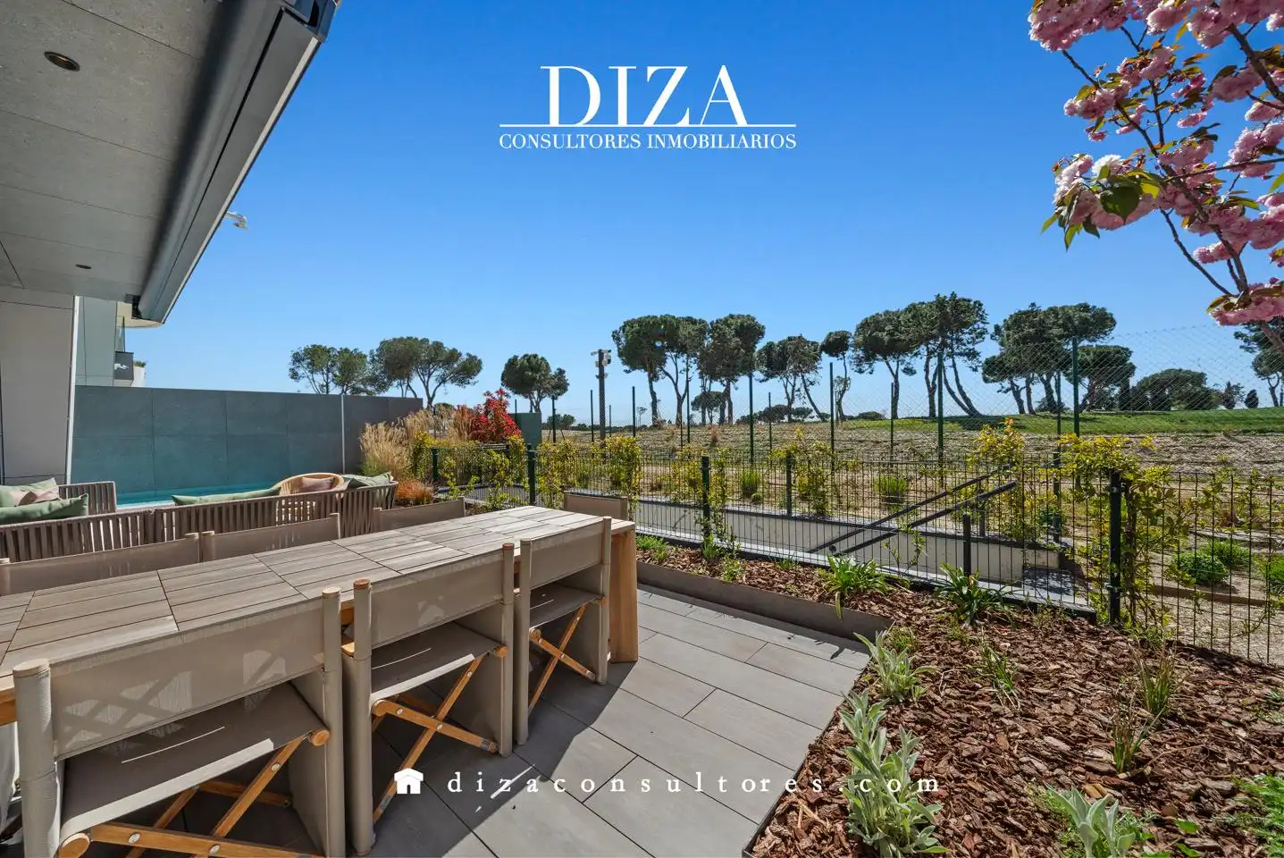 Terrace of Duplexes for sale in Pozuelo de Alarcón  with Air Conditioner, Heating and Private garden