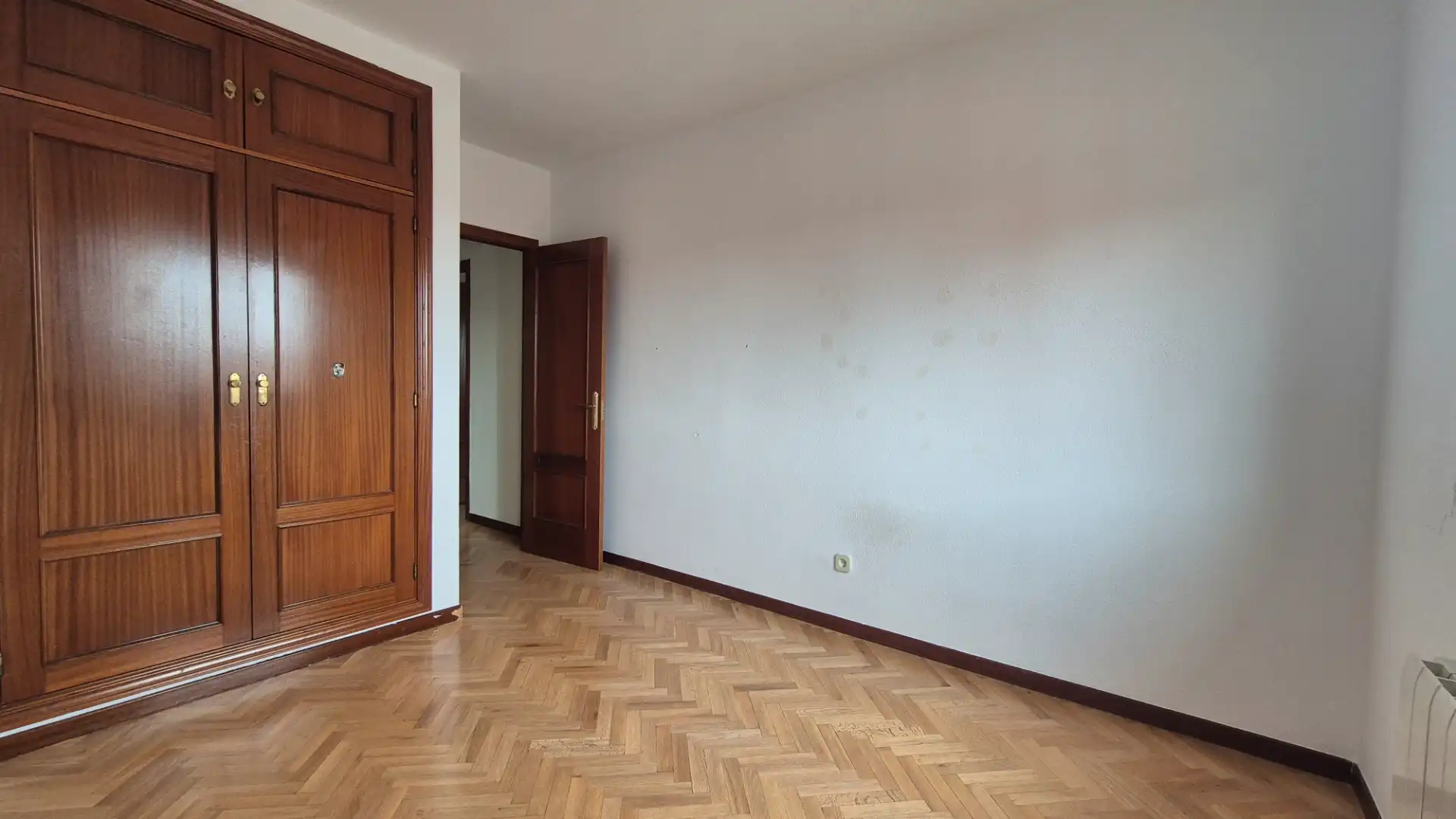 Bedroom of Flat for sale in Galapagar  with Heating, Parquet flooring and Terrace