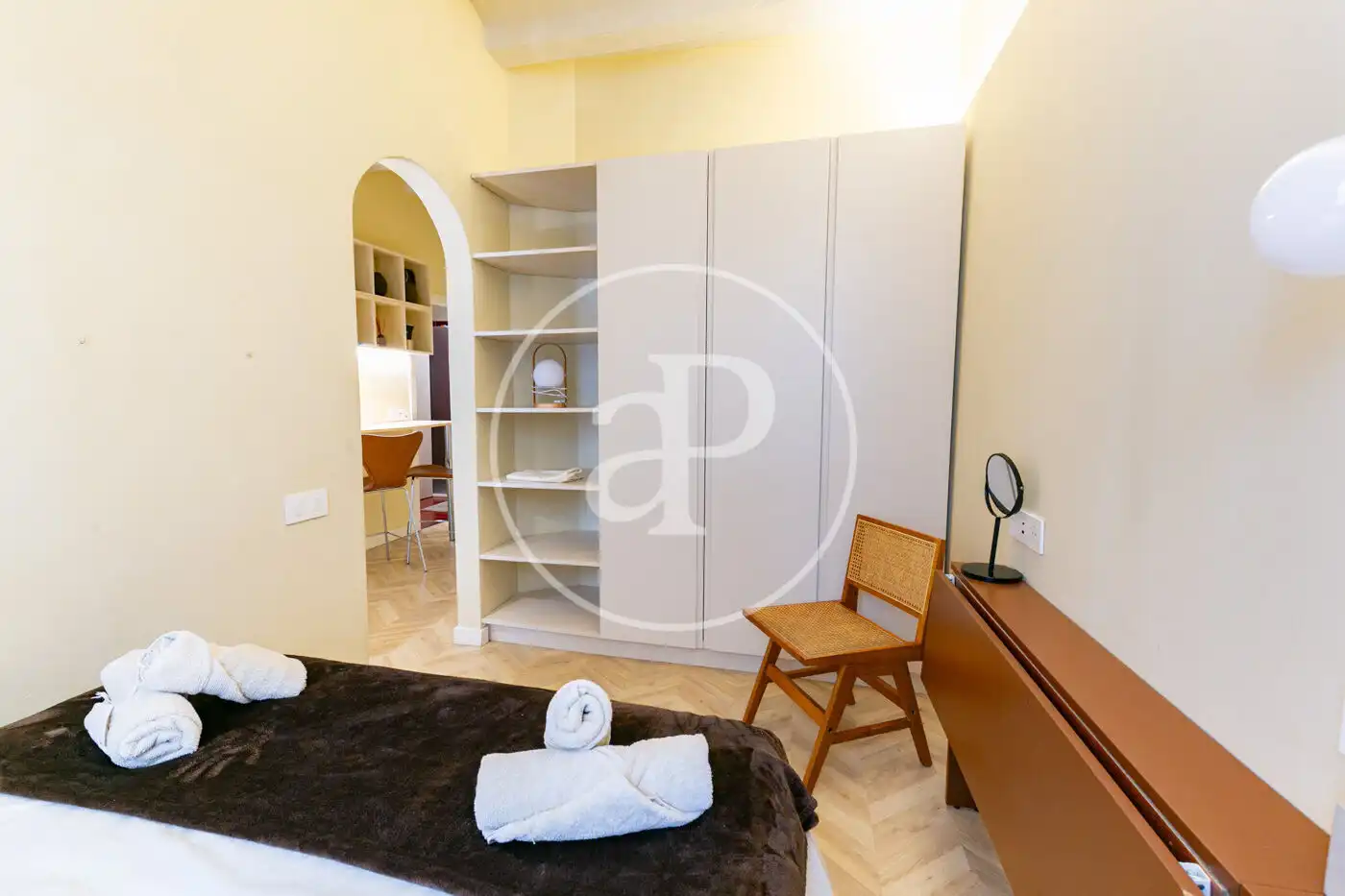 Habitación de Piso en venta en Barcelona con Calefacción, Amueblado y Balcón