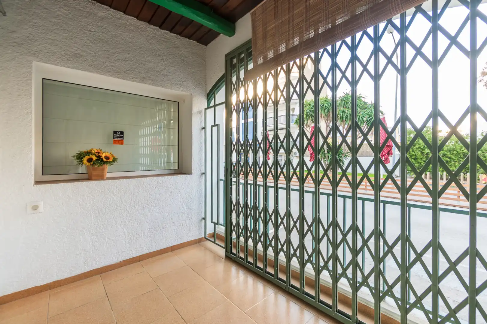 Planta baixa en venda en Llançà amb Aire condicionat, Calefacció i Jardí privat