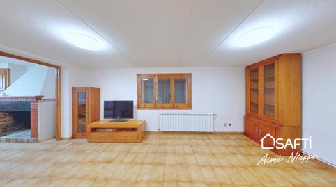 Foto 3 de Casa adosada de lloguer a Parlavà, Girona