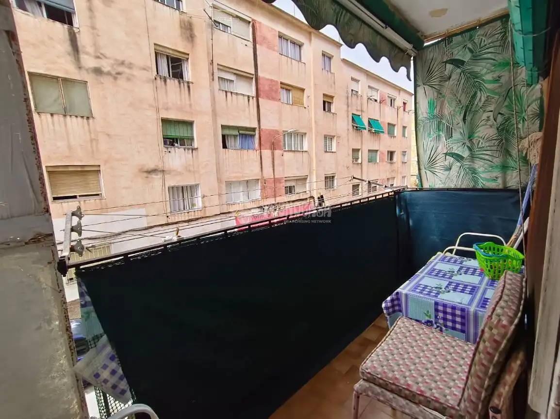 Terraza de Piso en venta en Alicante / Alacant con Balcón