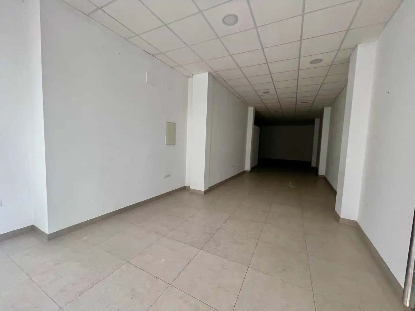 Local comercial en venda a Cabra, imagen 2