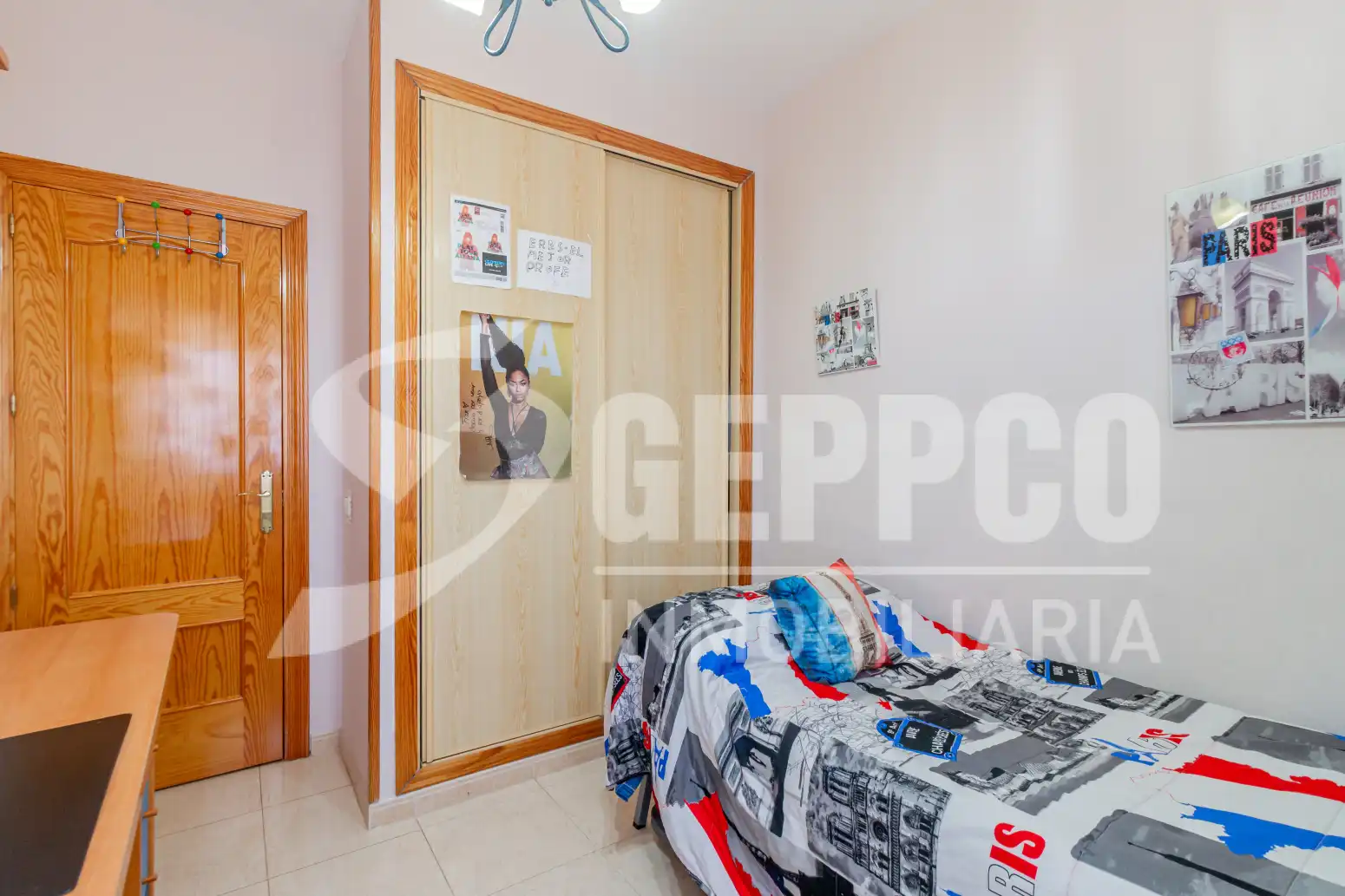 Dormitori de Casa o xalet en venda en Santa Cruz del Retamar amb Aire condicionat, Calefacció i Terrassa