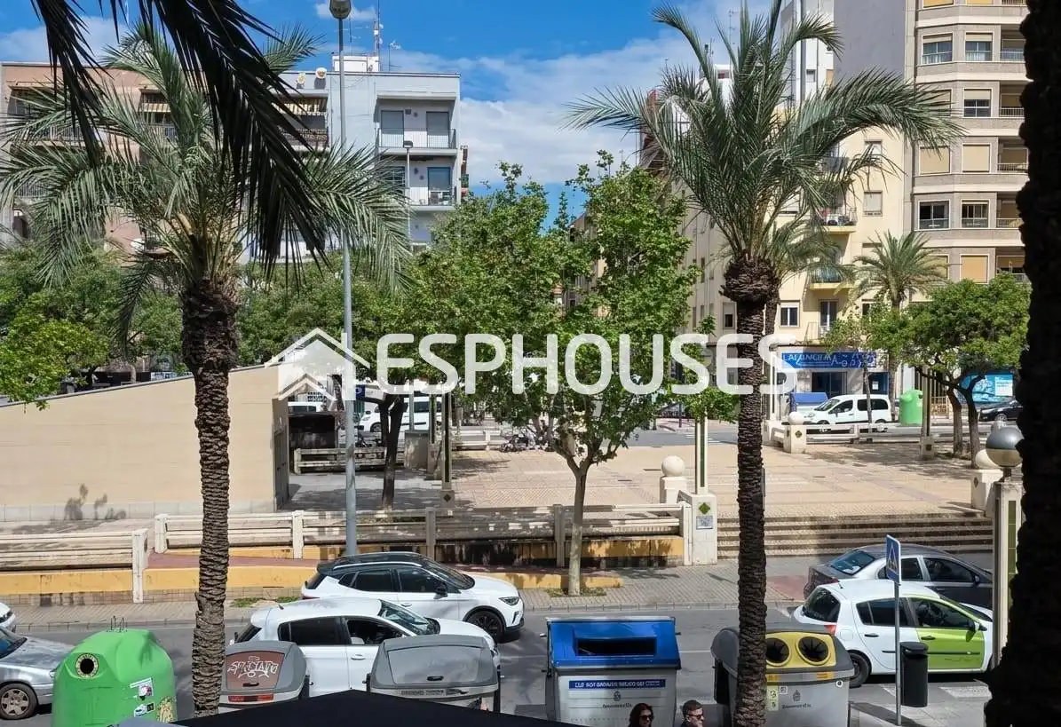 Appartement avec ascenseur à vendre à Elche ciudad