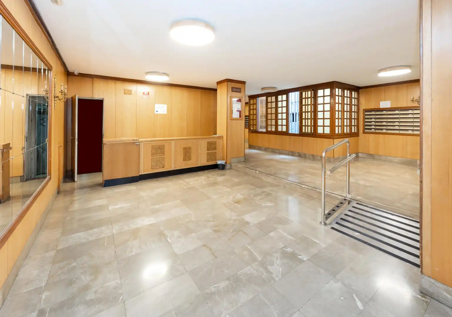 Piso en venta en Granada con Calefacción