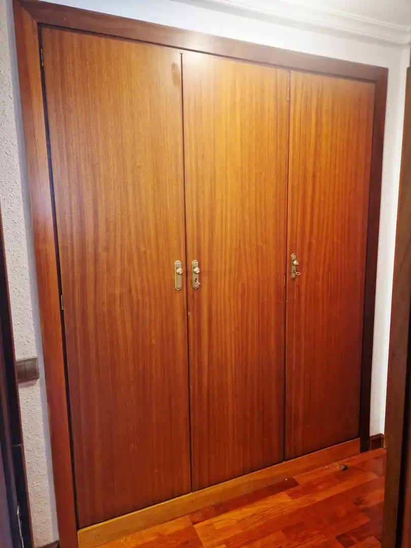 Dormitori de Pis en venda en Avilés amb Calefacció, Jardí privat i Parquet