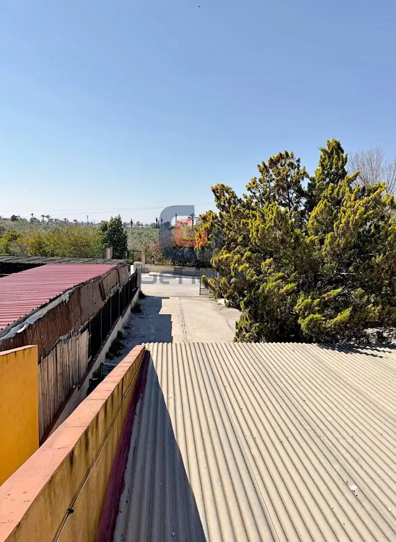 Vista exterior de Piso en venta en Elche / Elx
