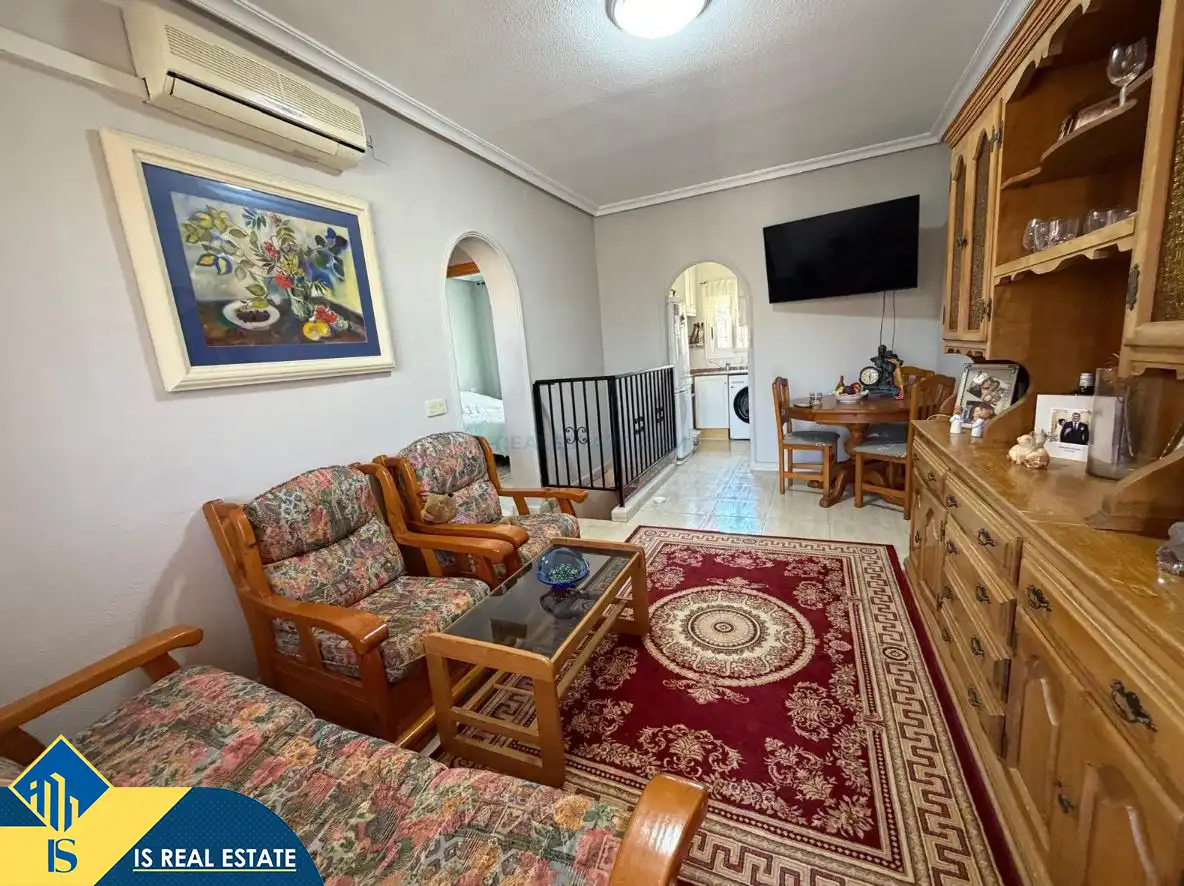 Bungalow amb piscina en venda a Nueva Torrevieja - Aguas Nuevas, imagen 3