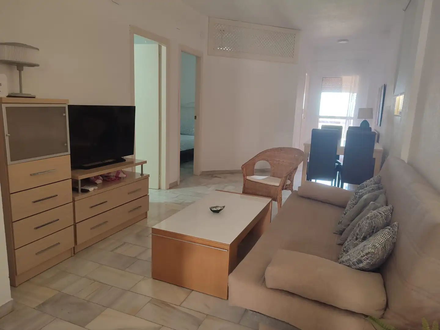 Wohnzimmer von Wohnung zur Miete in Montemar 