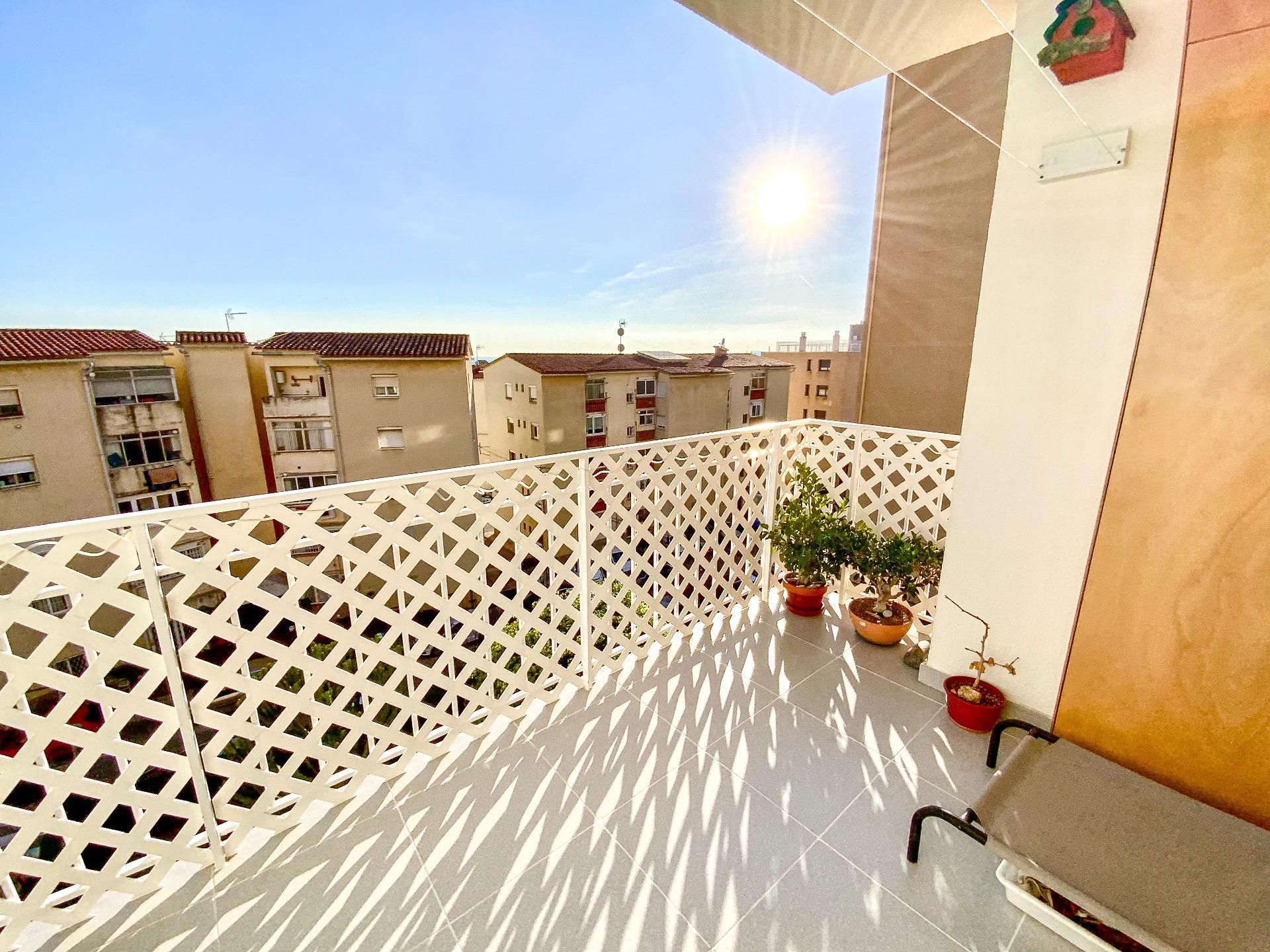 Balcony of Flat for sale in El Masnou  with Air Conditioner, Heating and Parquet flooring