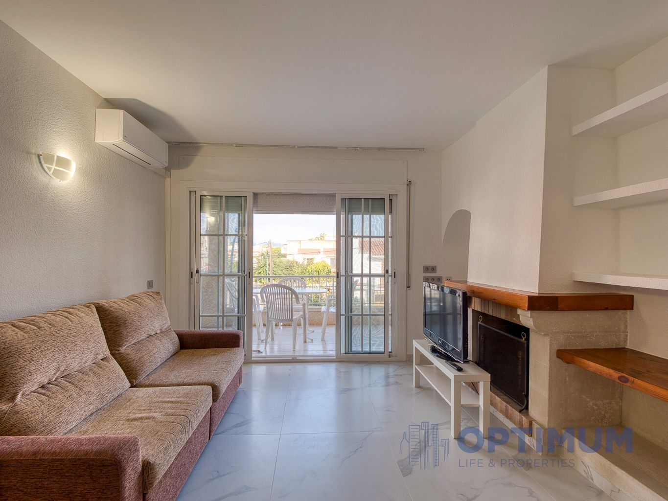 Living room of Flat to rent in Cubelles  with Air Conditioner, Heating and Furnished