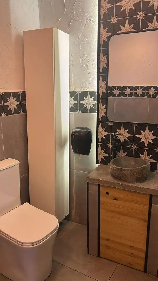 Badezimmer von Geschaftsraum zur Miete in Estepona
