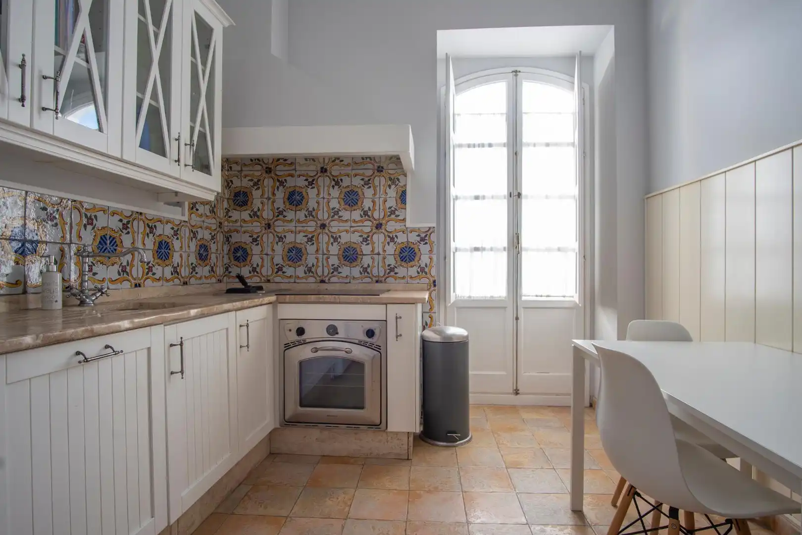 Cuina de Casa o xalet en venda en San Fernando amb Aire condicionat, Terrassa i Traster