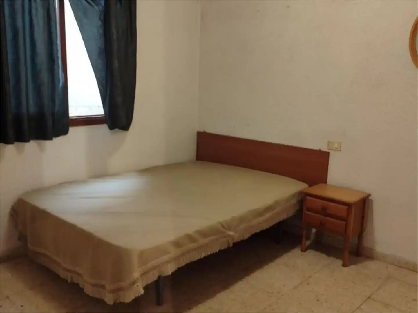 Habitación de Casa adosada en venta en Vilanova d'Alcolea
