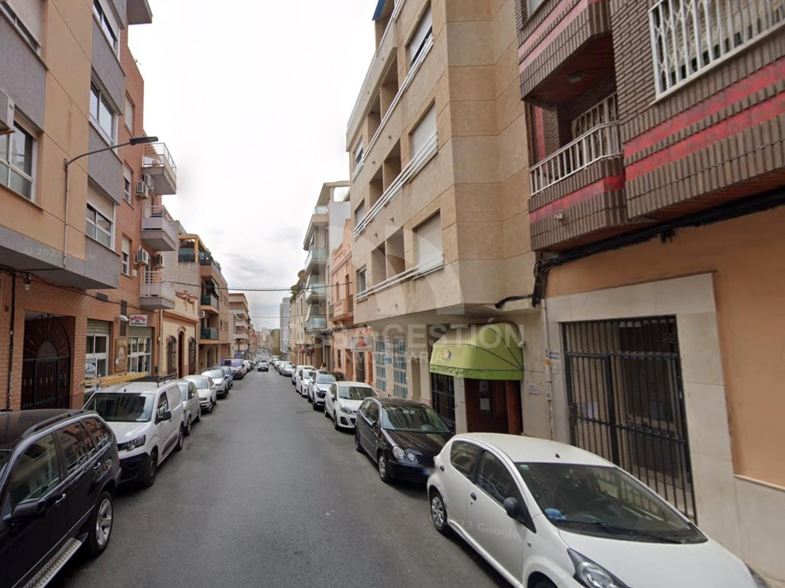 Vista exterior de Pis en venda en Burjassot