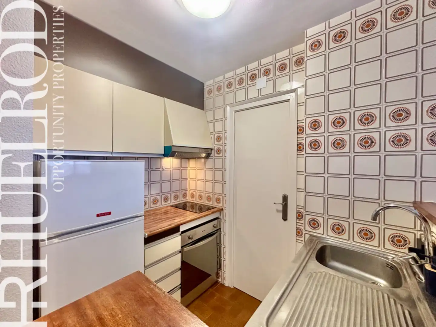 Küche von Dachboden zum Verkauf in Calella mit Terrasse, Ofen und Internet