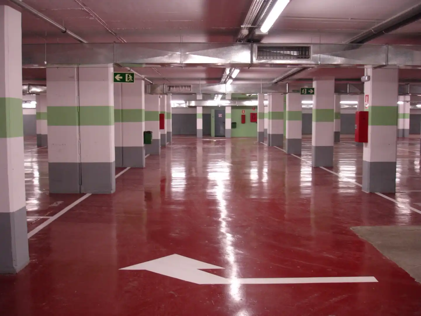 Parkplatz zur Miete in Passeig Cristòfol Colom, imagen 7