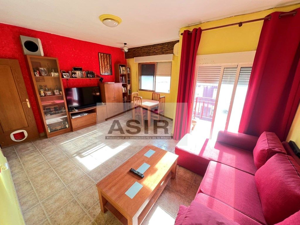Sala d'estar de Pis de lloguer en Alzira amb Aire condicionat i Balcó