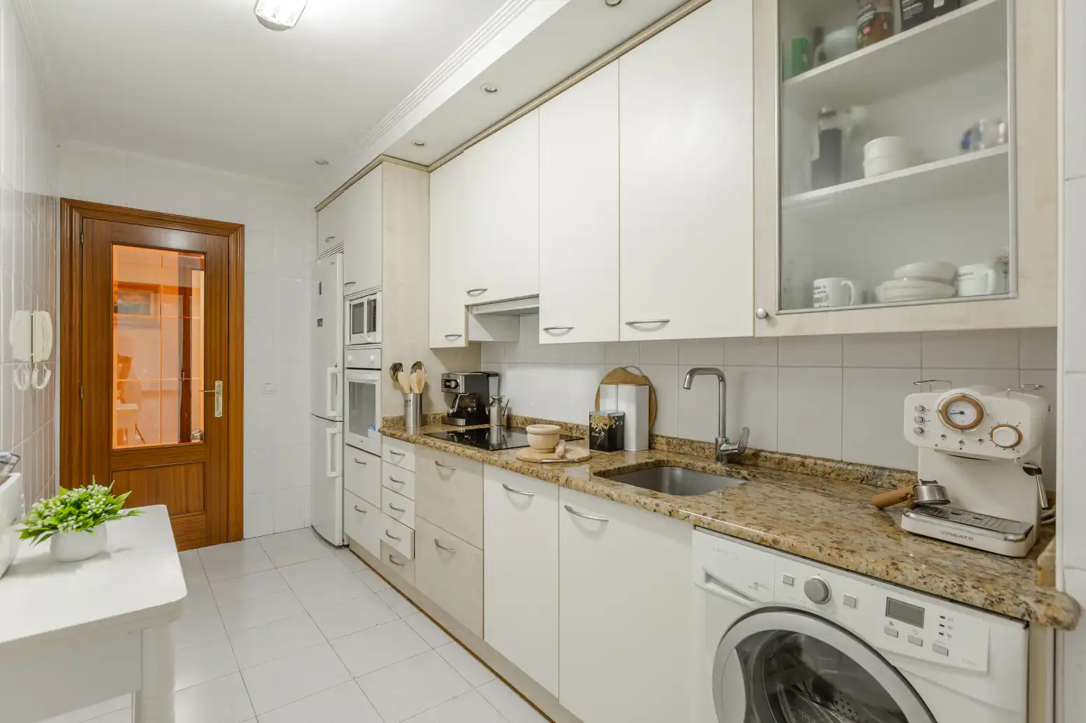 Cocina de Piso en venta en  Pamplona / Iruña con Calefacción, Parquet y Terraza