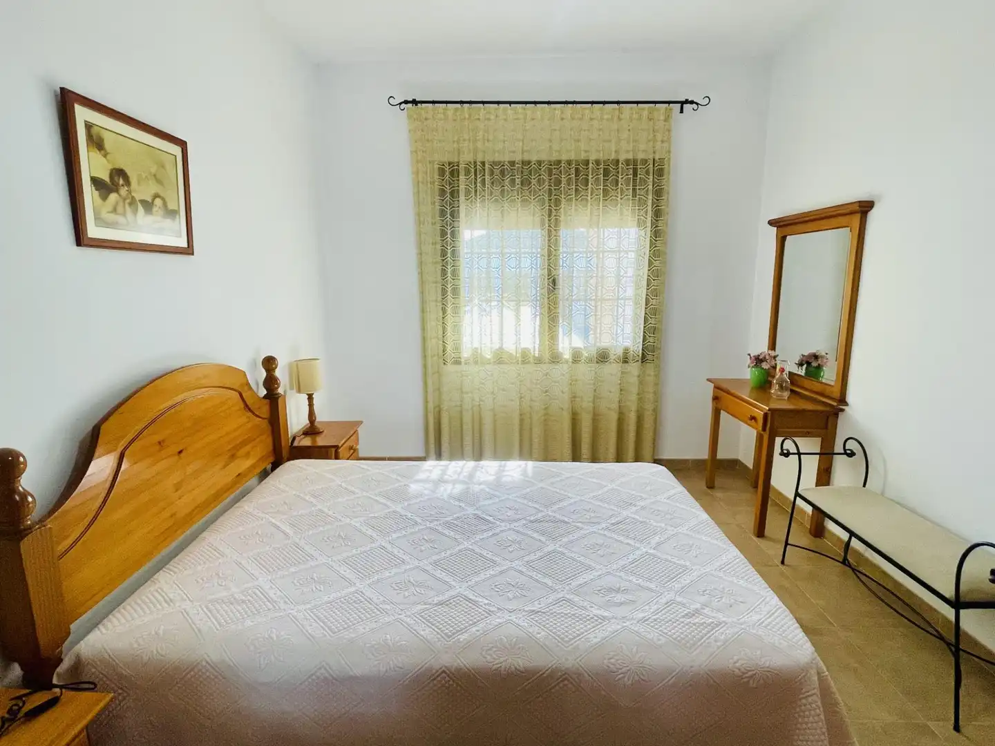 Habitación de Finca rústica en venta en Badolatosa con Jardín privado, Terraza y Piscina
