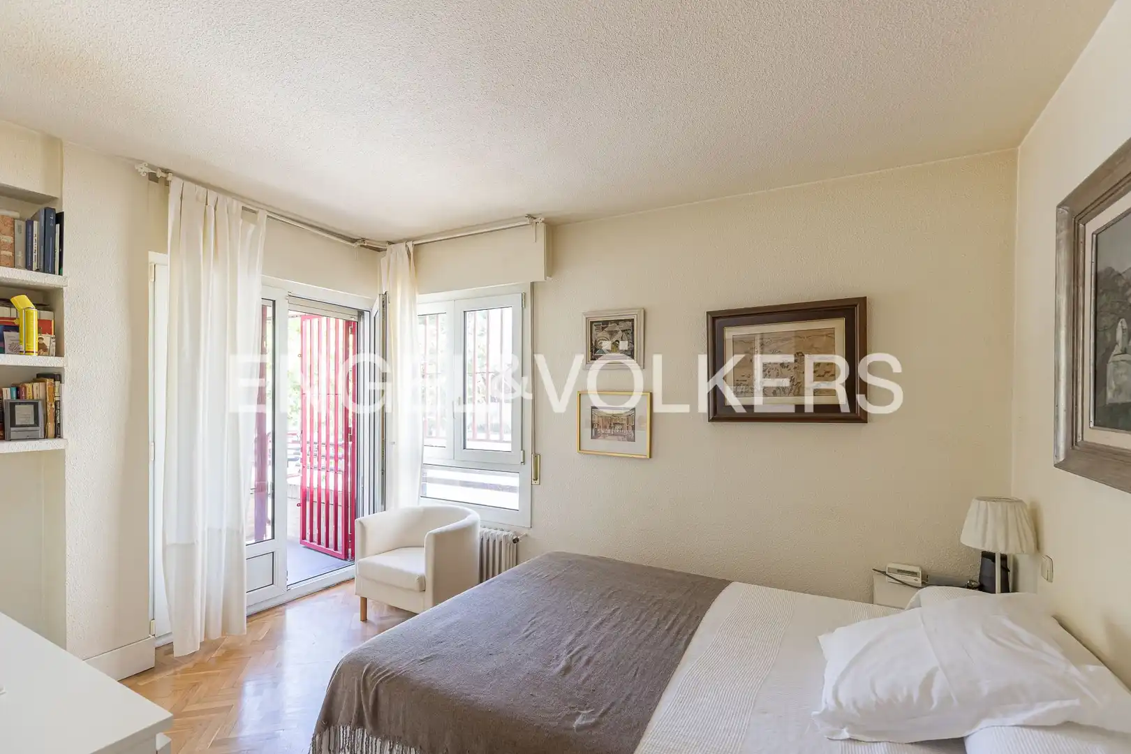 Schlafzimmer von Wohnung zum Verkauf in Madrid mit Klimaanlage, Heizung und Parkett