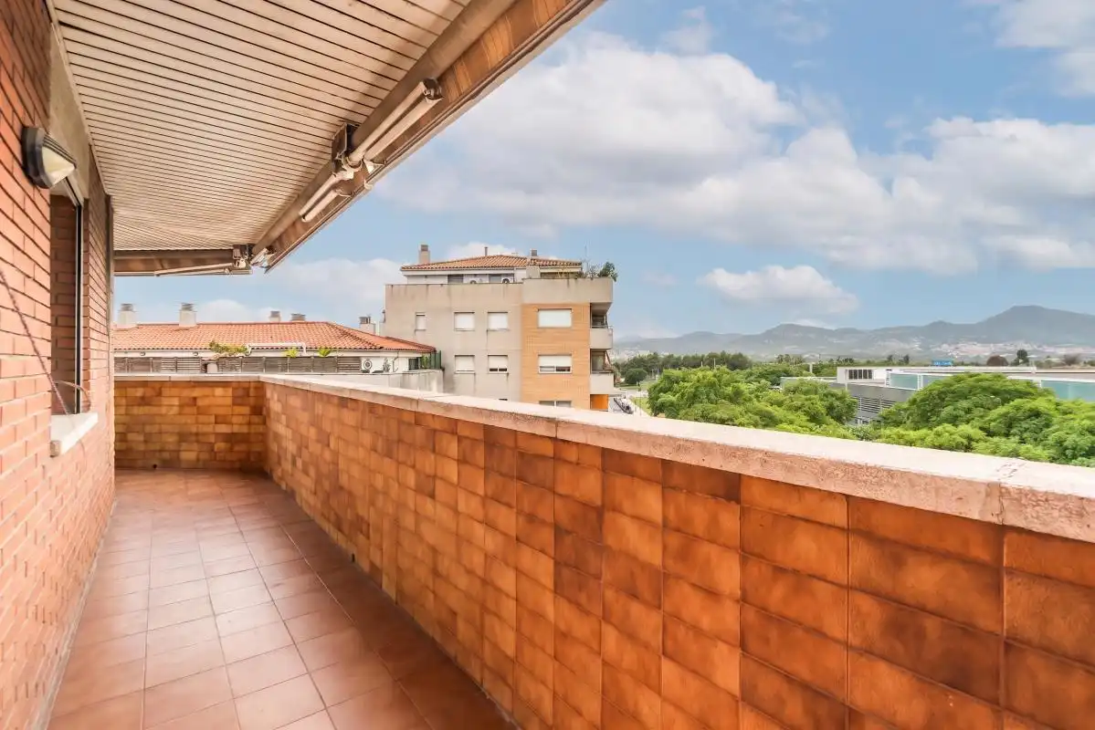 Terraza de Dúplex en venta en Sant Joan Despí con Aire acondicionado y Calefacción