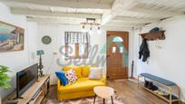Living room of Single-family semi-detached for sale in Villaviciosa  with Heating, Parquet flooring and Furnished