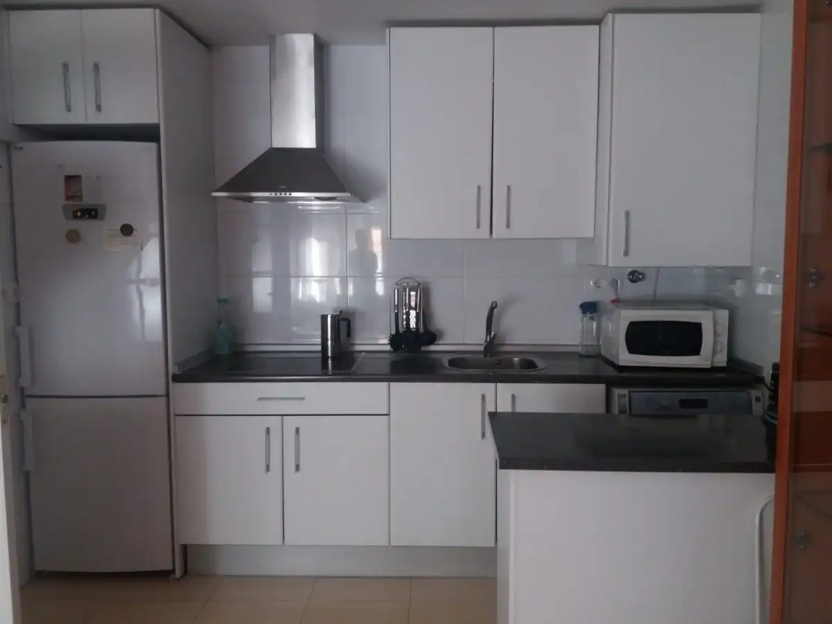 Study for rent in Calle Calle Nardo, Pardaleras