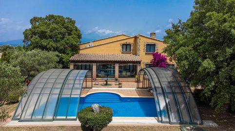 MAGNIFICA VILLA Y LUMINOSA VILLA CON EXCELENTE UBICACION
