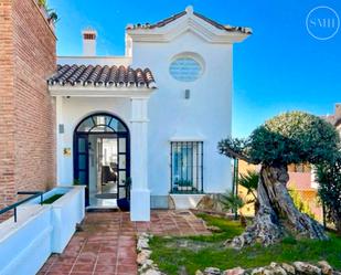 Exterior view of Single-family semi-detached for sale in Mijas  with Air Conditioner and Terrace