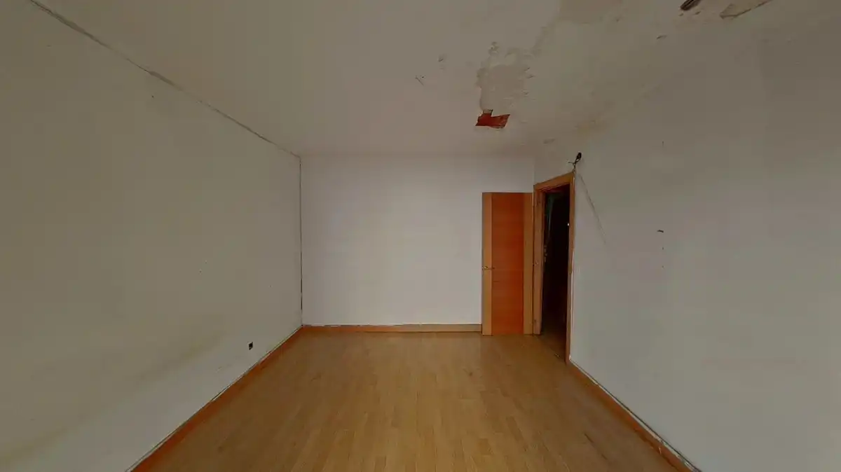 Piso en venta en Cerdanyola del Vallès con Balcón