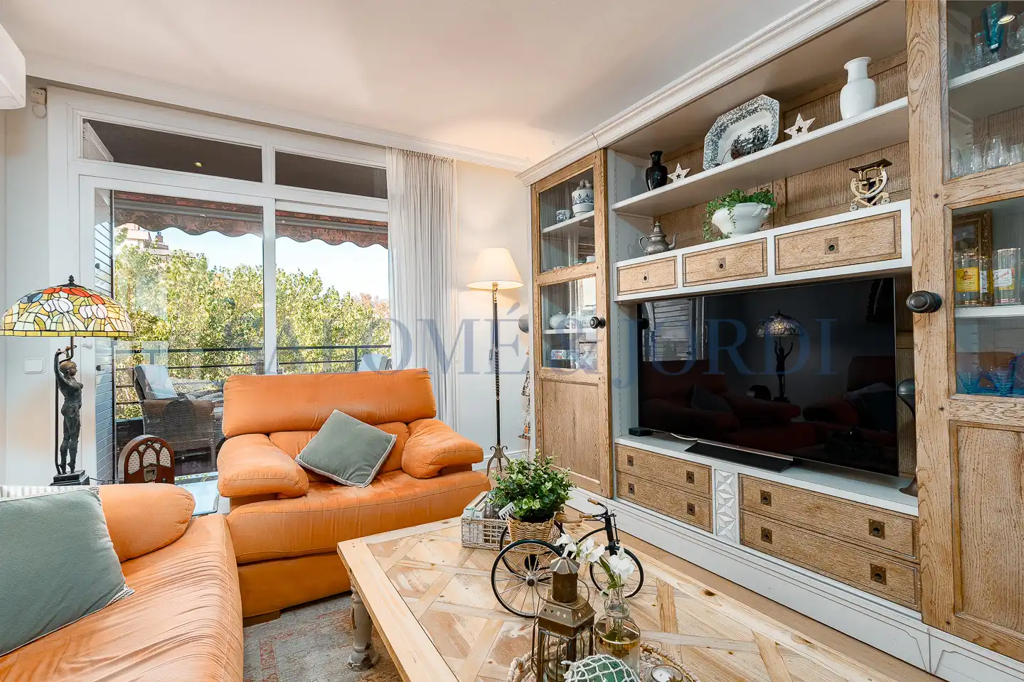 Wohnzimmer von Wohnung zum Verkauf in Vilassar de Mar mit Klimaanlage, Heizung und Parkett