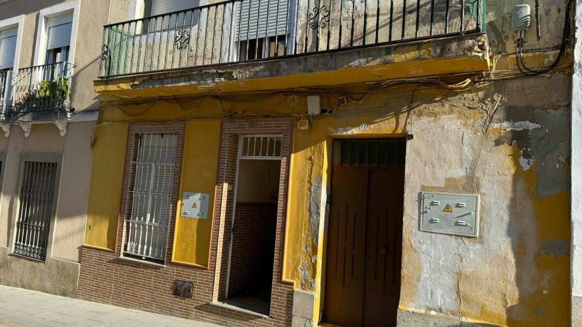 Exterior view of Flat for sale in Badajoz Capital  with Terrace and Balcony