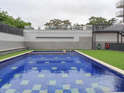 Piscina de Pis en venda en Albal amb Aire condicionat, Calefacció i Jardí privat