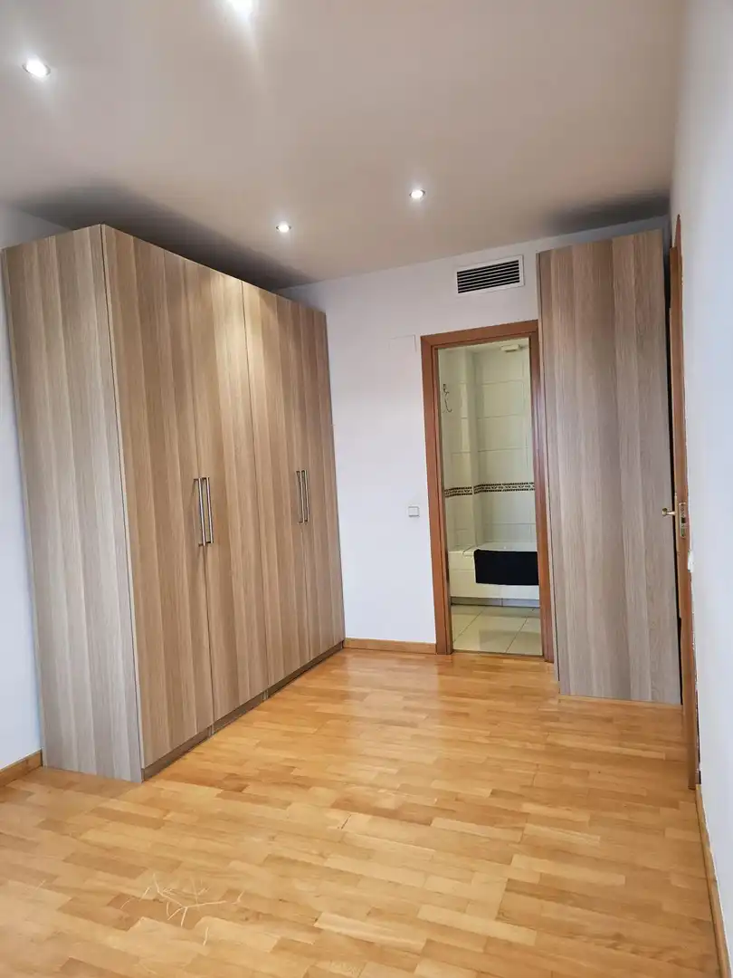 Bedroom of Flat for sale in Sant Sadurní d'Anoia  with Private garden, Parquet flooring and Storage room