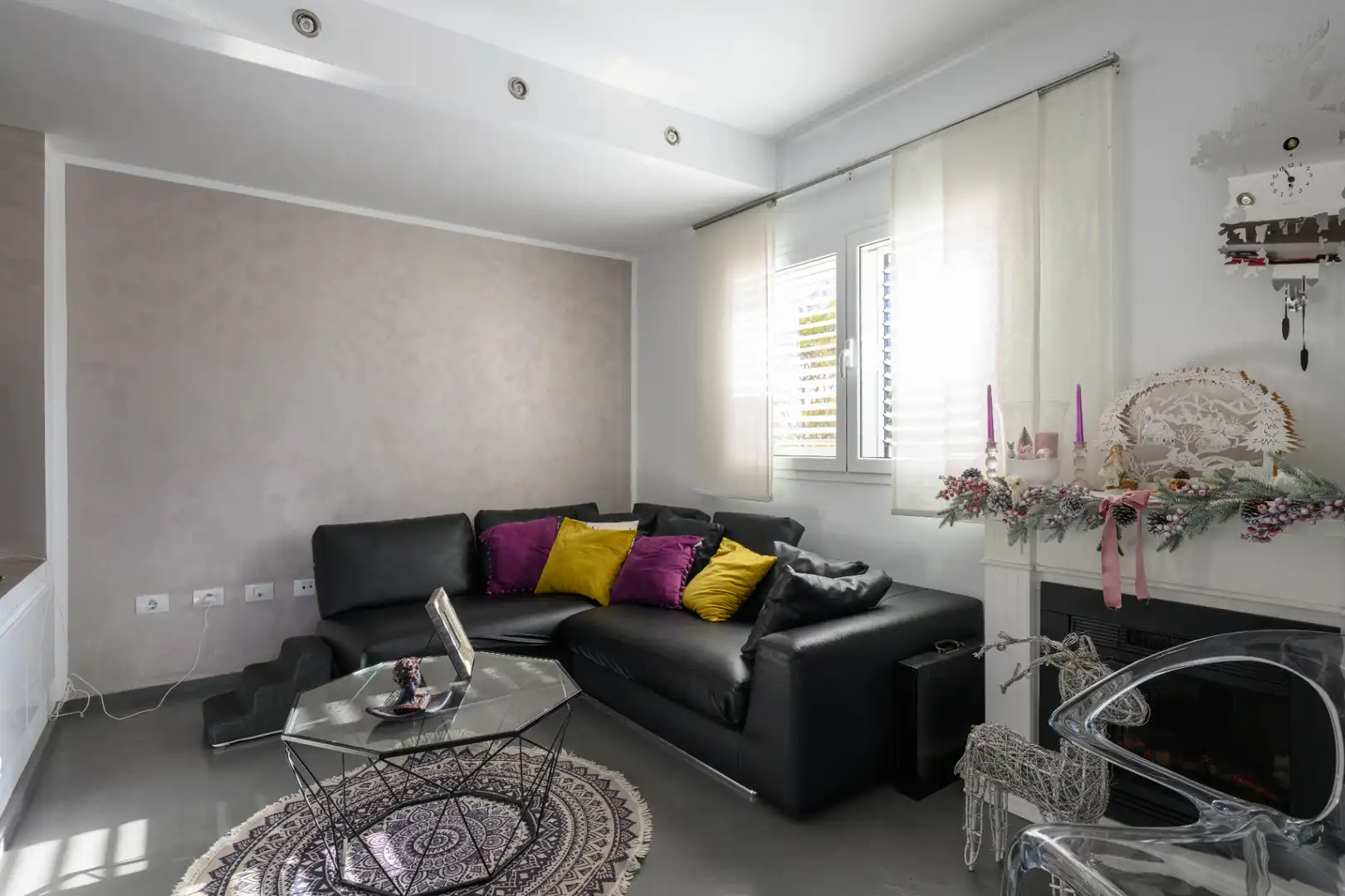 Sala d'estar de Casa adosada en venda en Las Palmas de Gran Canaria amb Jardí privat, Terrassa i Traster