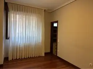 Habitación de Apartamento en venta en Getxo  con Calefacción, Trastero y Amueblado