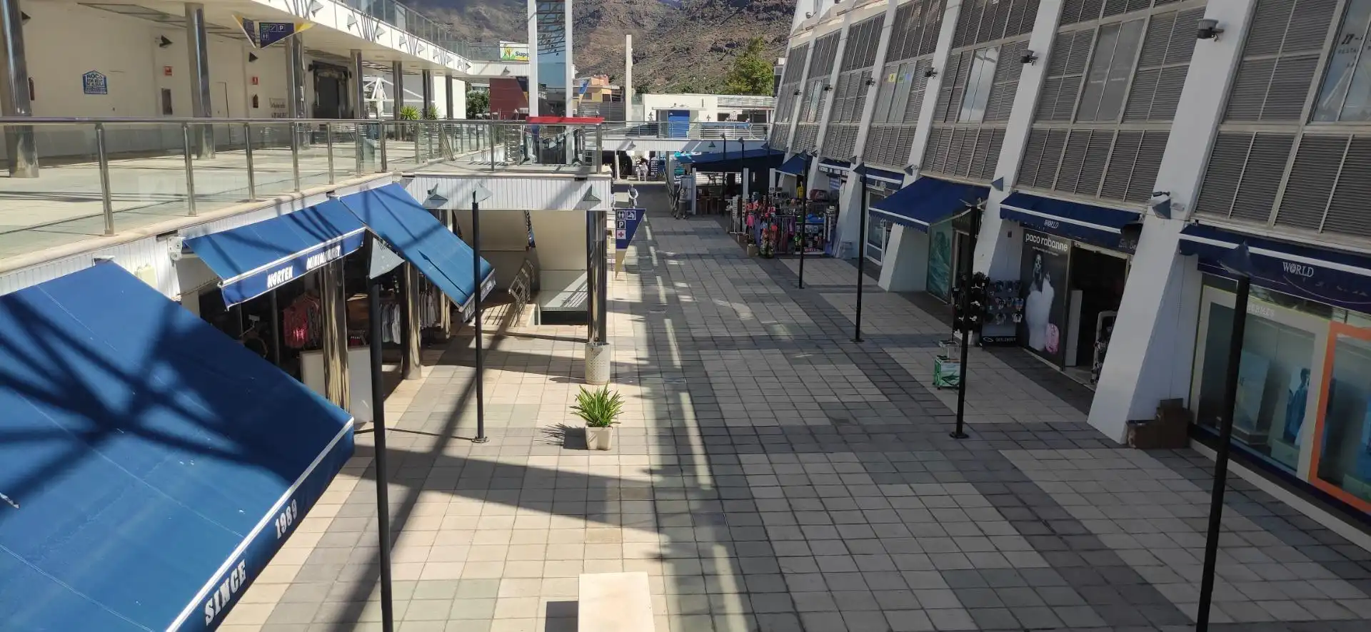 Terrassa de Local en venda en Mogán amb Terrassa