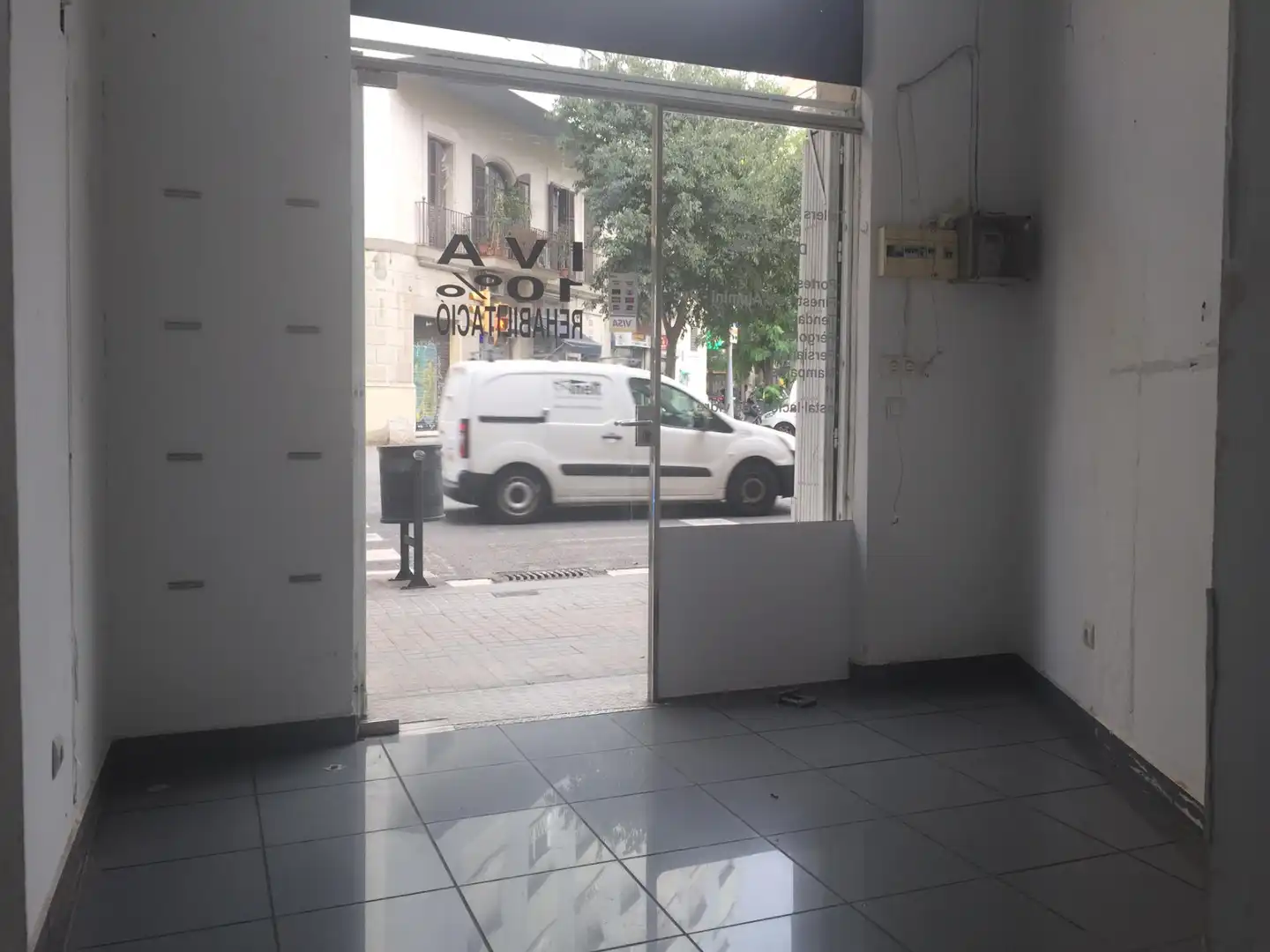 Local de alquiler en Carrer del Rosselló, Dreta de l'Eixample, Eixample