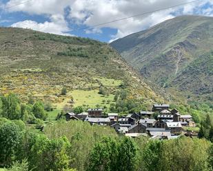 Vista exterior de Casa o xalet en venda en Esterri d'Àneu