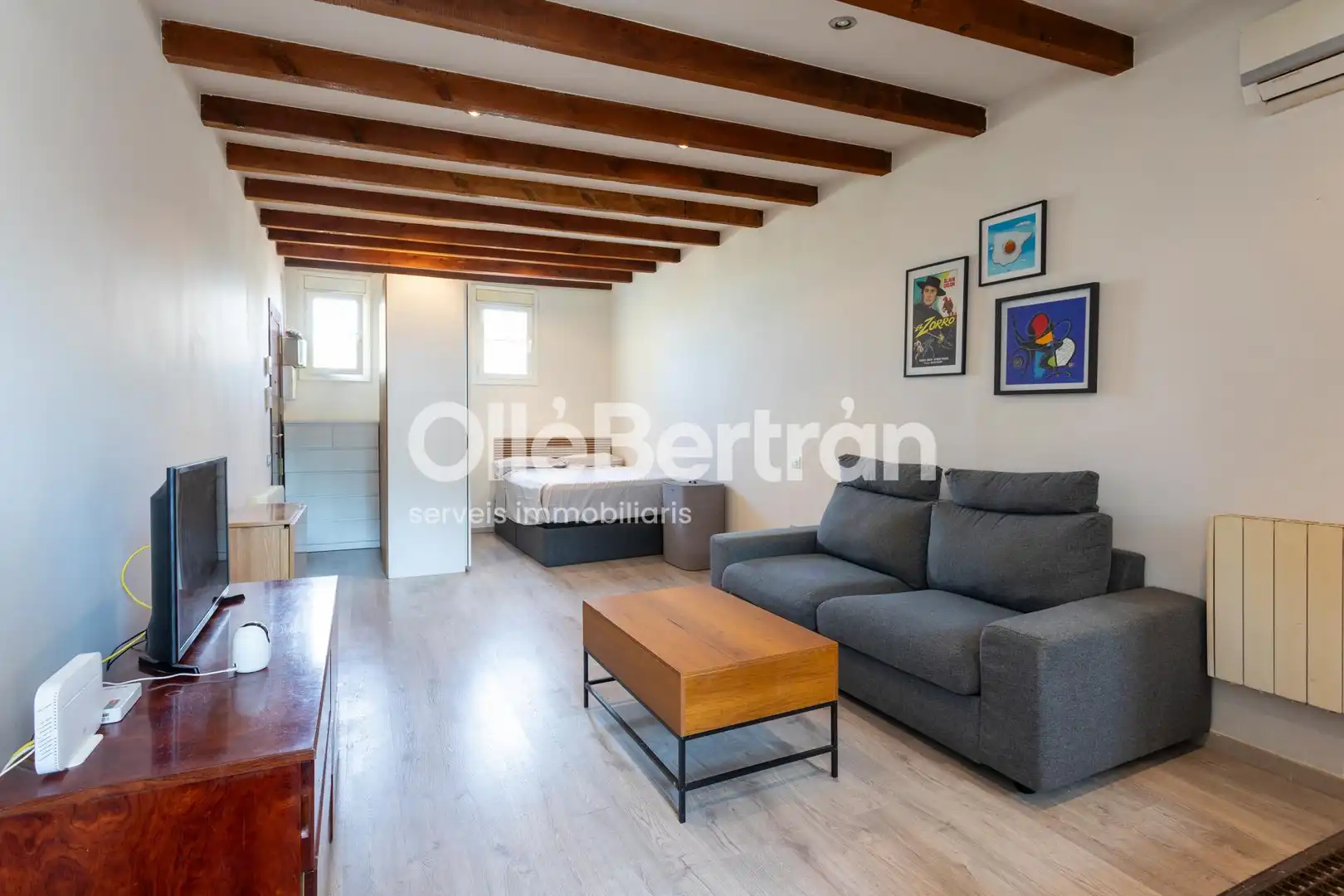 Sala de estar de Ático en venta en  Barcelona Capital con Calefacción y Terraza