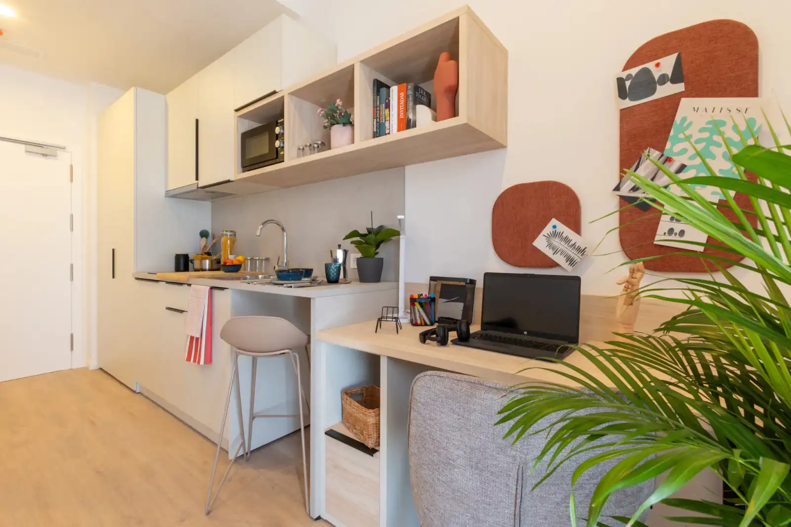 Residencial de lloguer a N/A, imagen 2