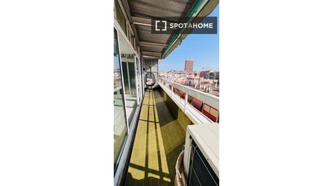 Foto 5 de Habitación en Ensanche - Diputación, Alicante / Alacant