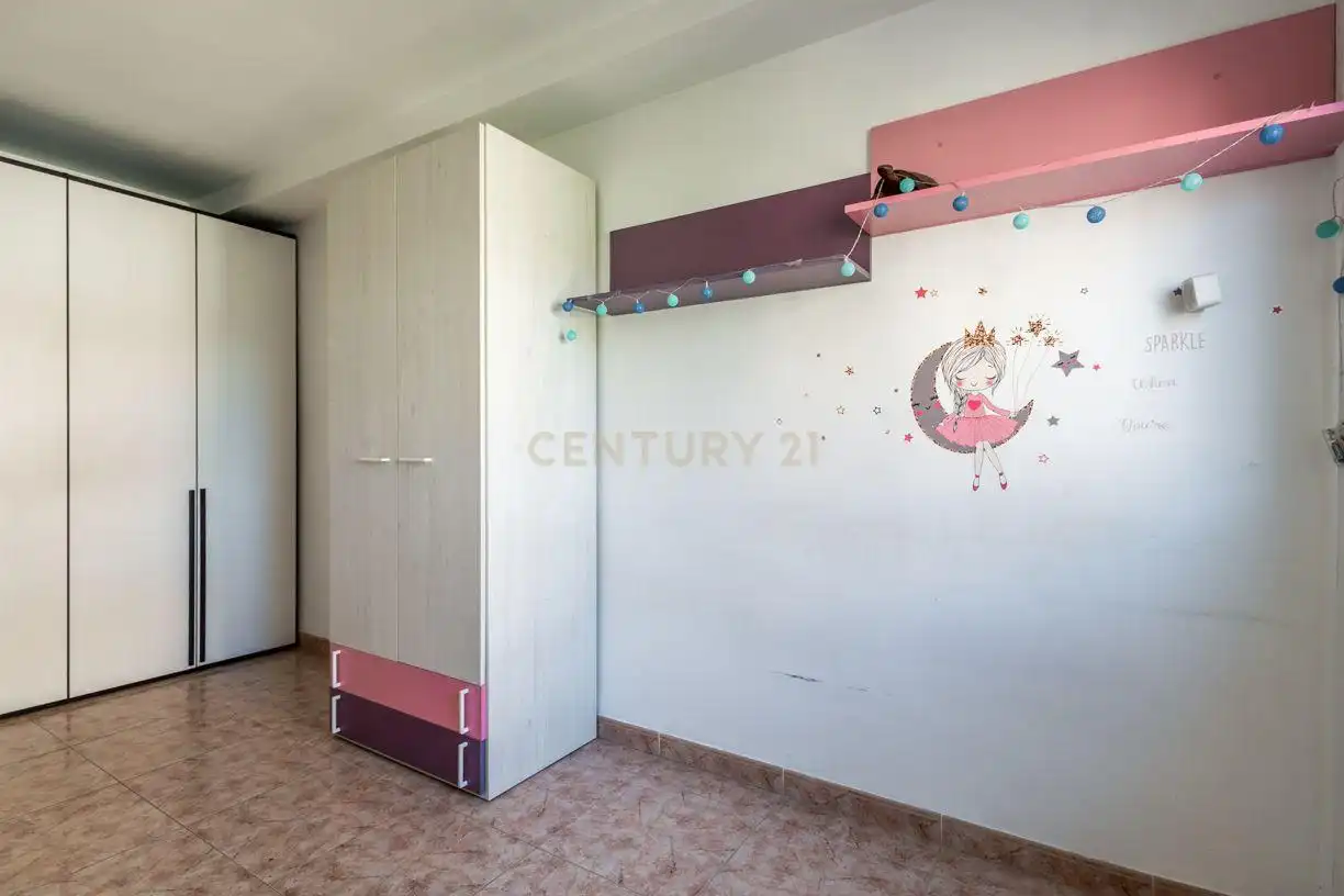 Dormitori de Apartament en venda en Sant Vicenç Dels Horts amb Aire condicionat i Balcó