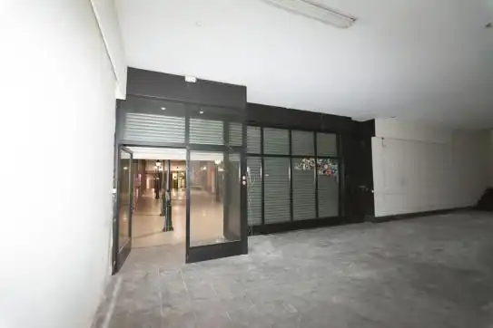 Local comercial en venda a Centro Urbano, imagen 11