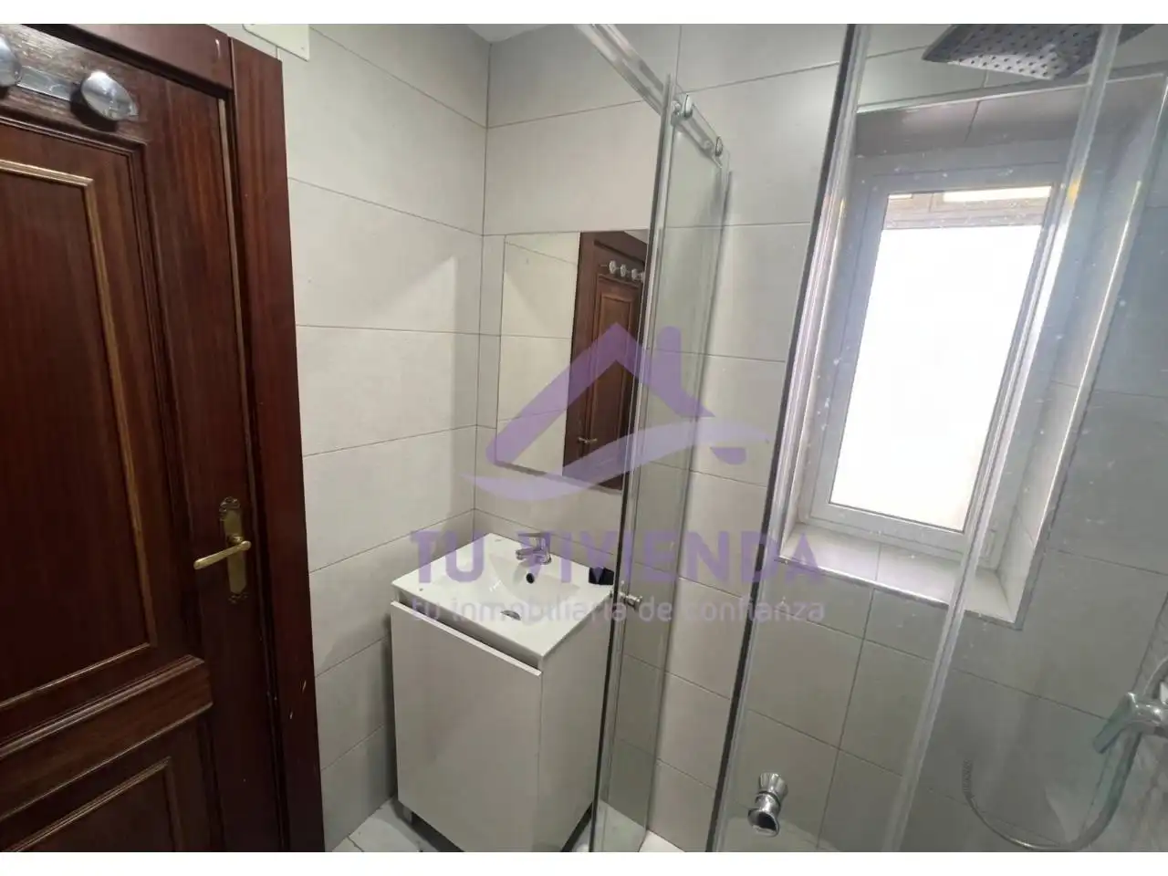 Baño de Piso en venta en Valladolid con Calefacción, Parquet y Amueblado