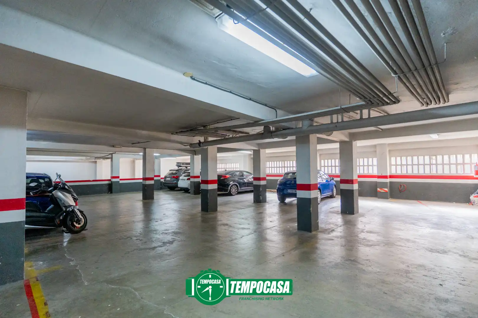 Parking de Piso de alquiler en Valencia con Aire acondicionado, Calefacción y Amueblado