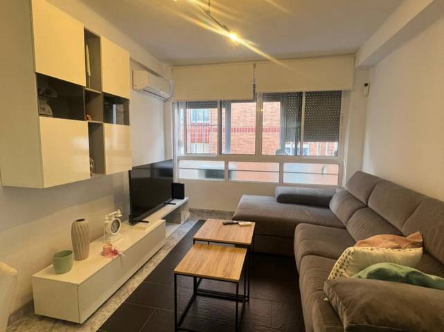 Piso en Alquiler en La Victoria