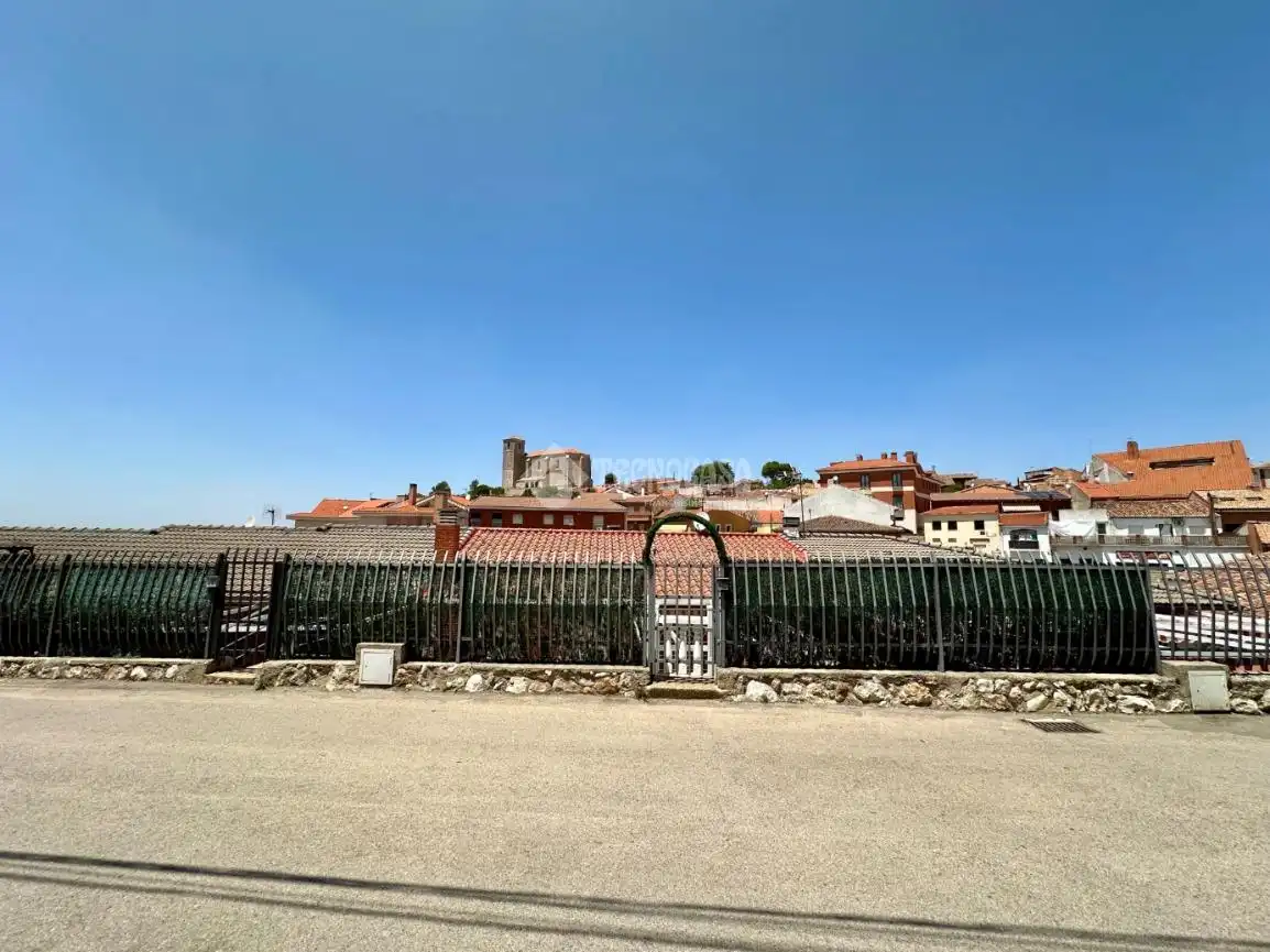 Außenansicht von Residential zum Verkauf in Los Santos de la Humosa